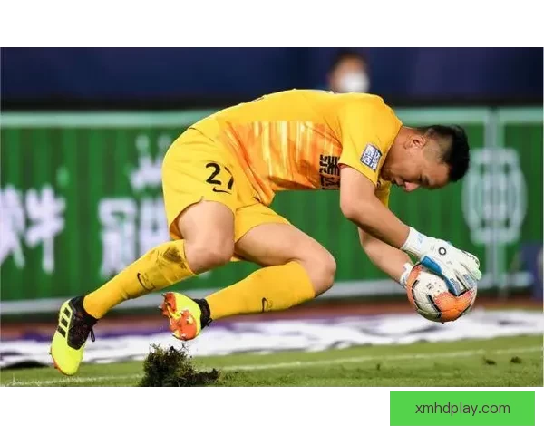 朱利亚诺赫拉德-马丁先触球却动作过重引发争议